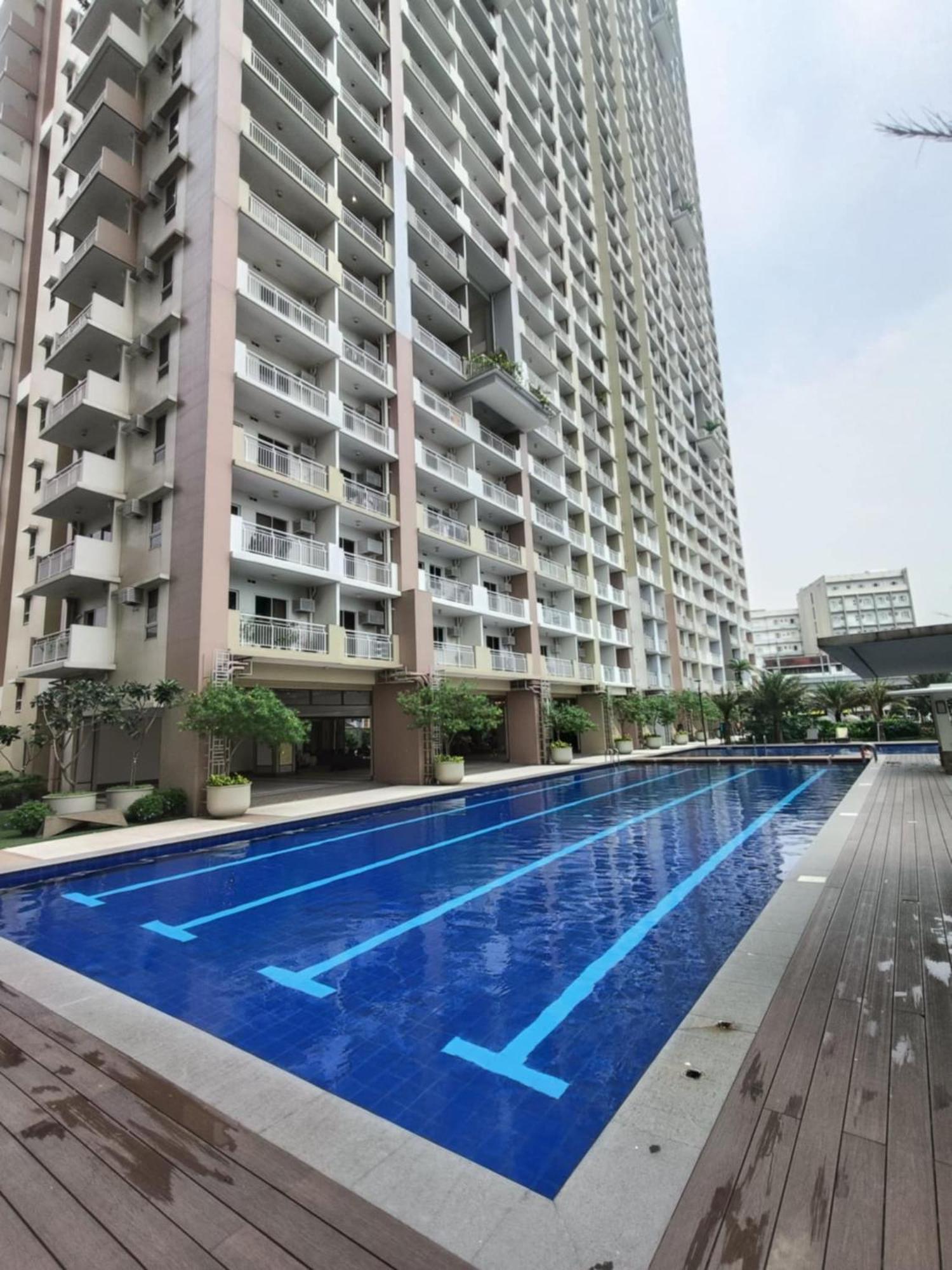 Aparthotel Infina Towers Ciudad Quezon Exterior foto