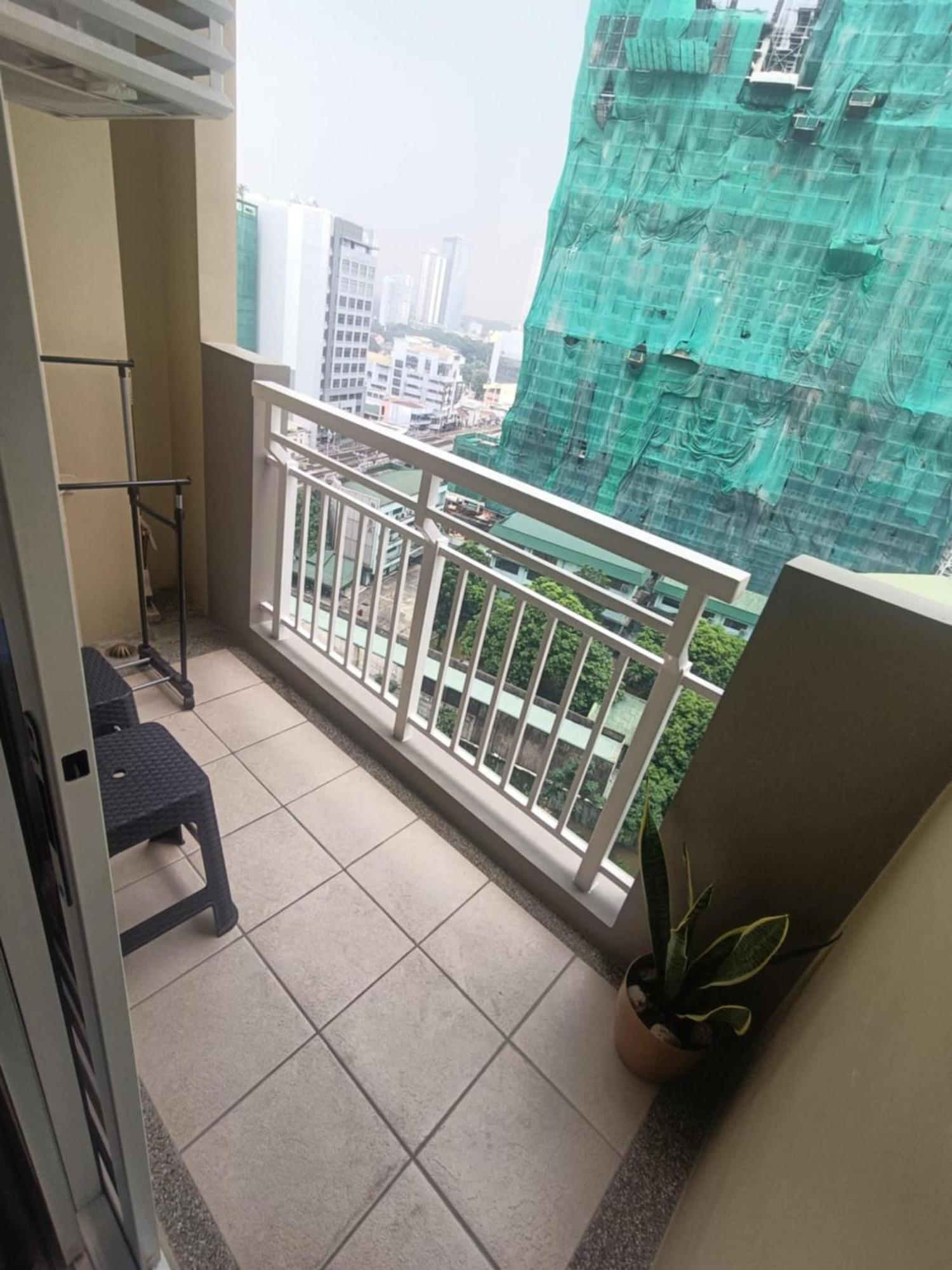 Aparthotel Infina Towers Ciudad Quezon Exterior foto
