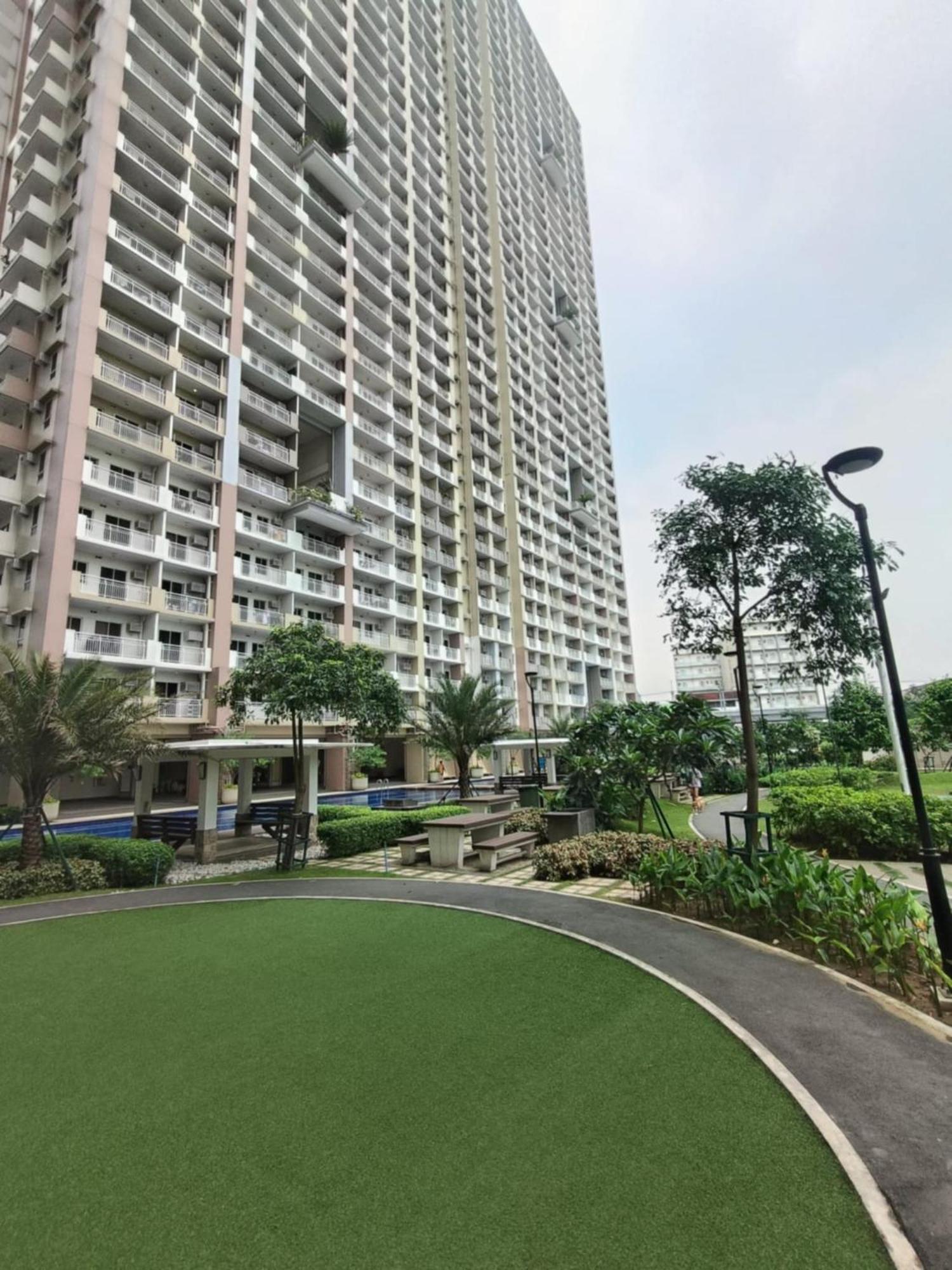 Aparthotel Infina Towers Ciudad Quezon Exterior foto